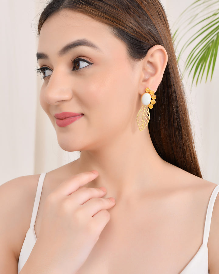 FLOWER PETAL EARING
