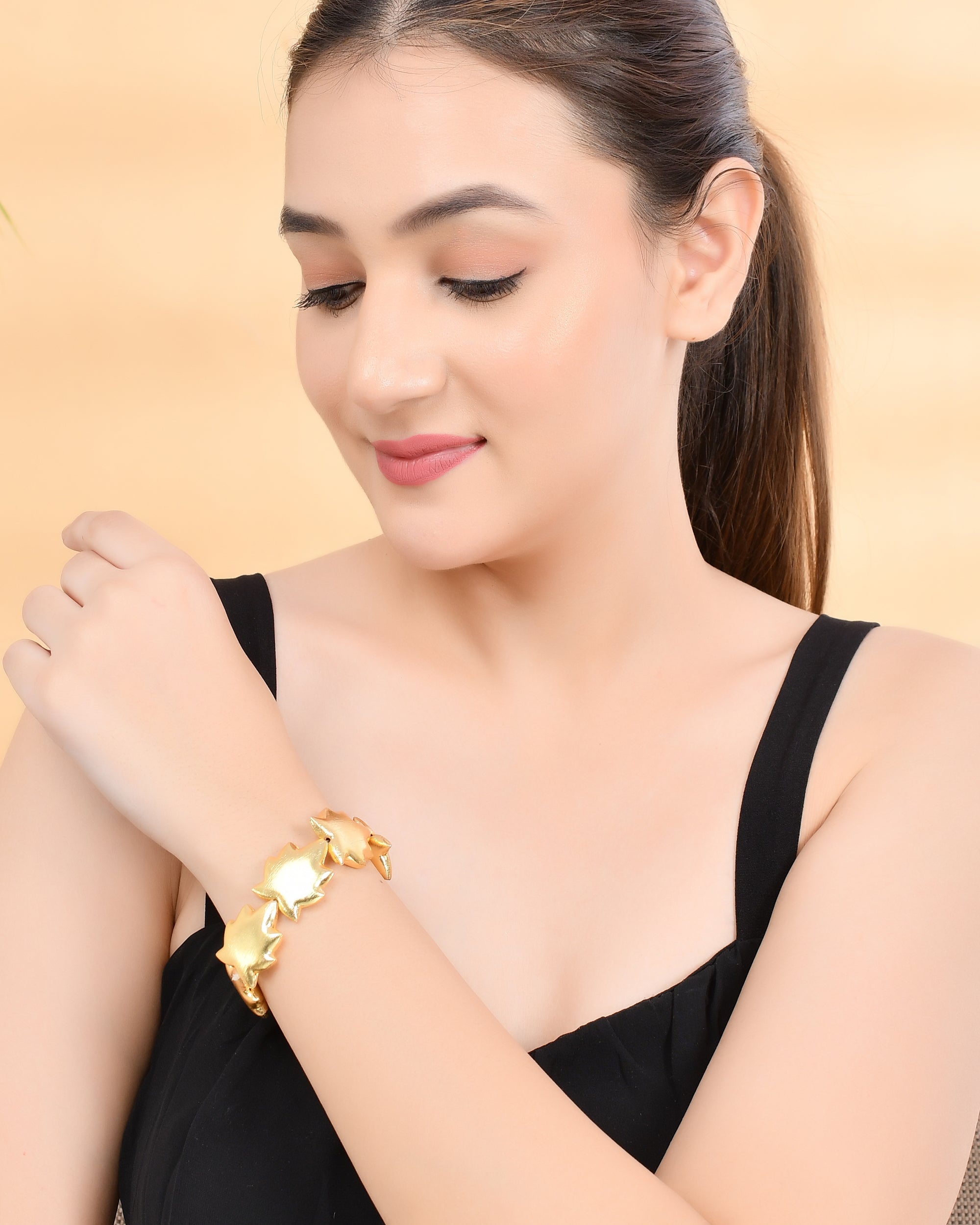 GOLDEN LEAVES METALLIC BRACELET