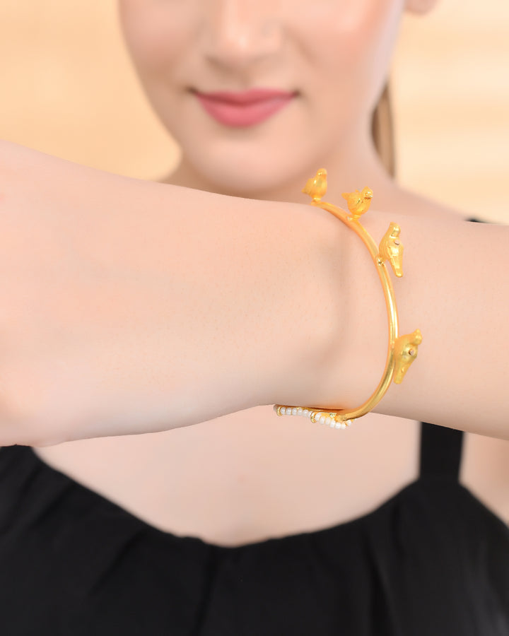 BUNCH OF BIRDS CUFF