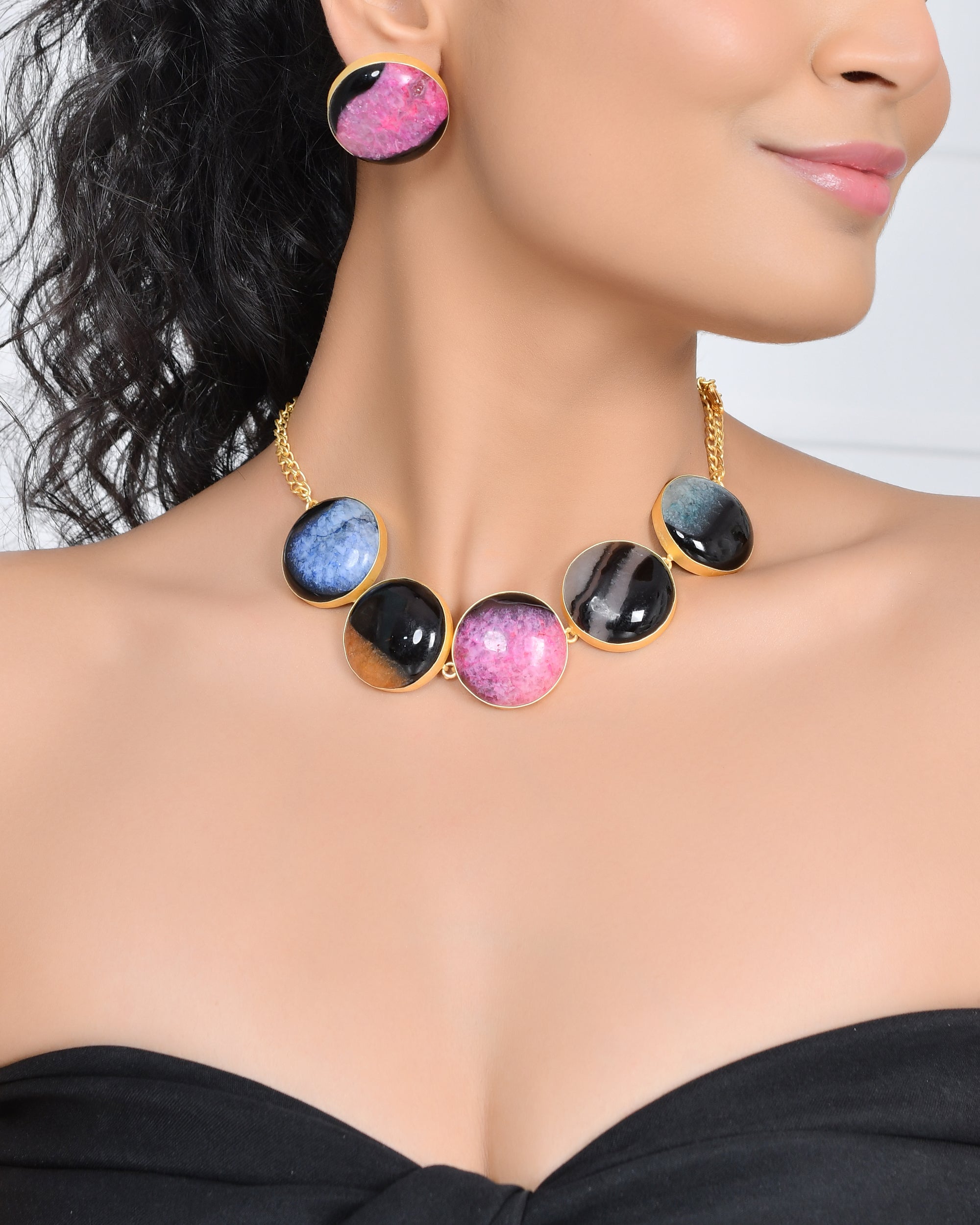 CONTEMPORARY SHADED NECKLACE