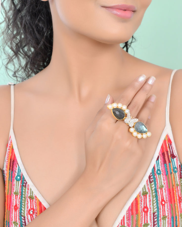 TWO COLLET RING