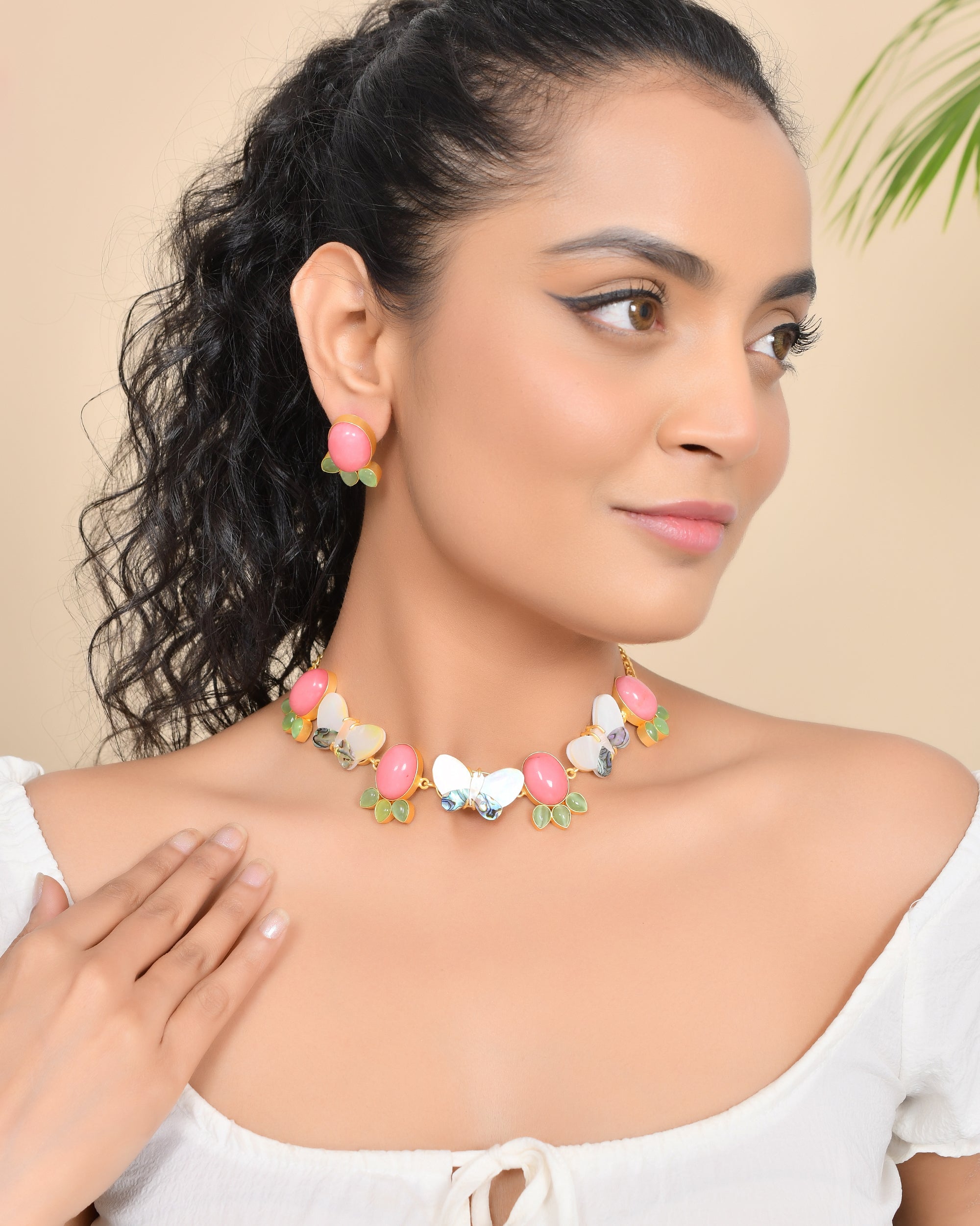 Glimmer Pink Mother of Pearls Necklace Set with Earrings
