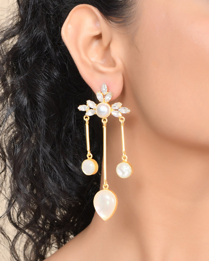 VEDA DANGLERS